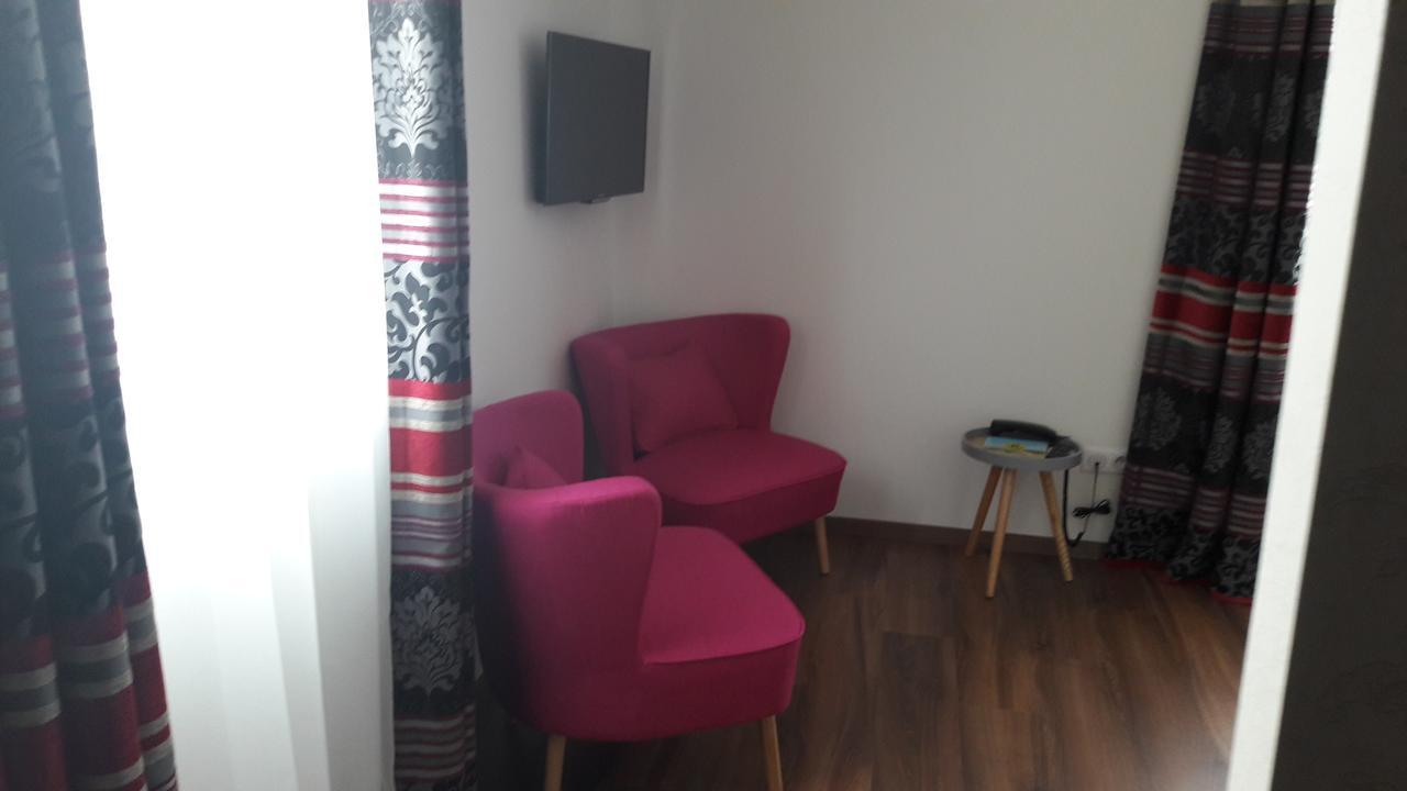 Hotel Les Aubepines Illiers-Combray Dış mekan fotoğraf